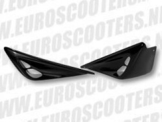 BCD Design Sideskirts F1 look - Yamaha Aerox - Zwart